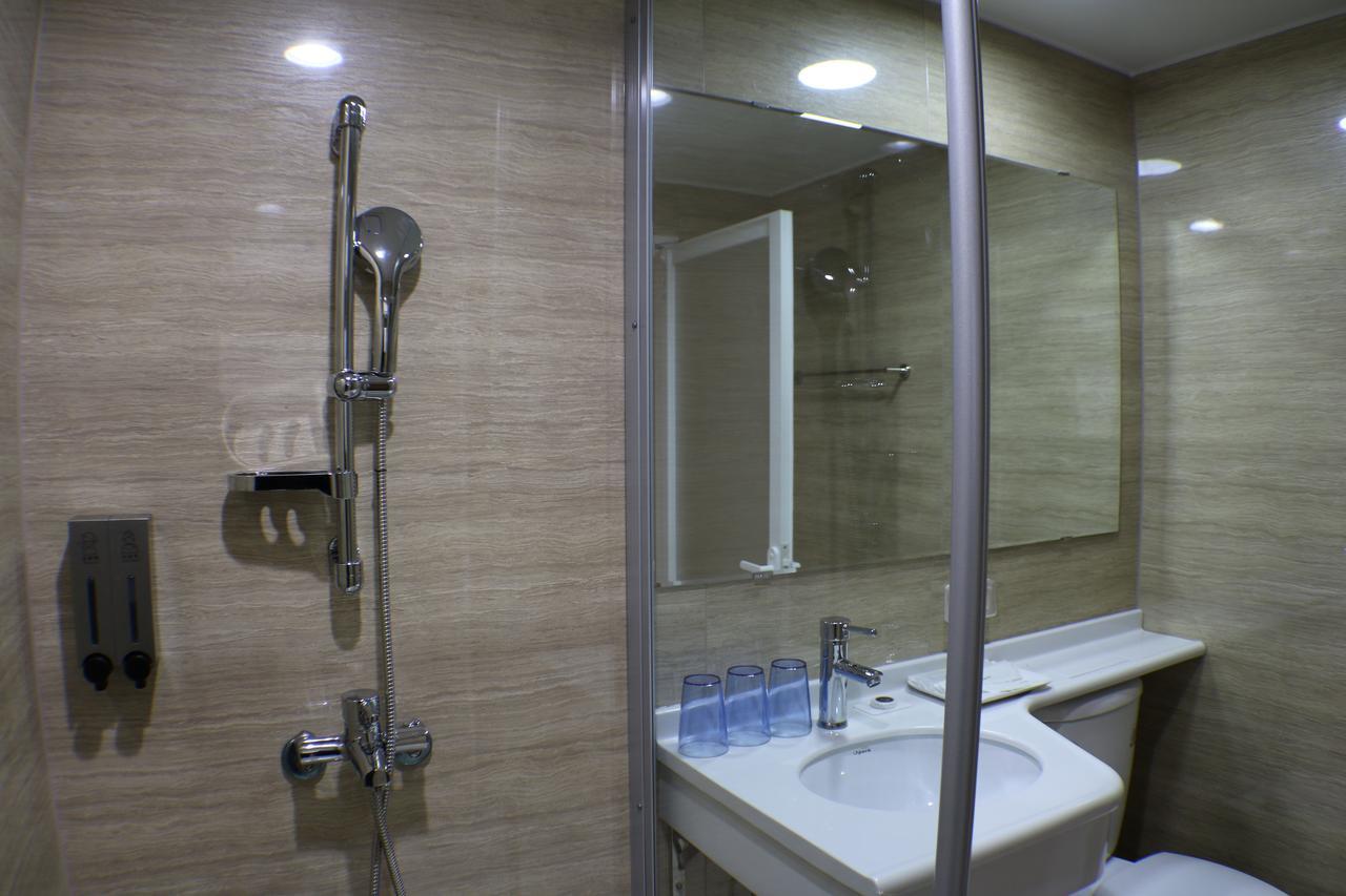 Mingli Hotel Гаосюн Экстерьер фото