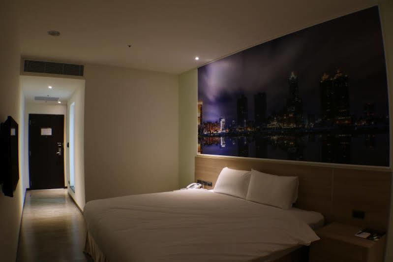 Mingli Hotel Гаосюн Экстерьер фото